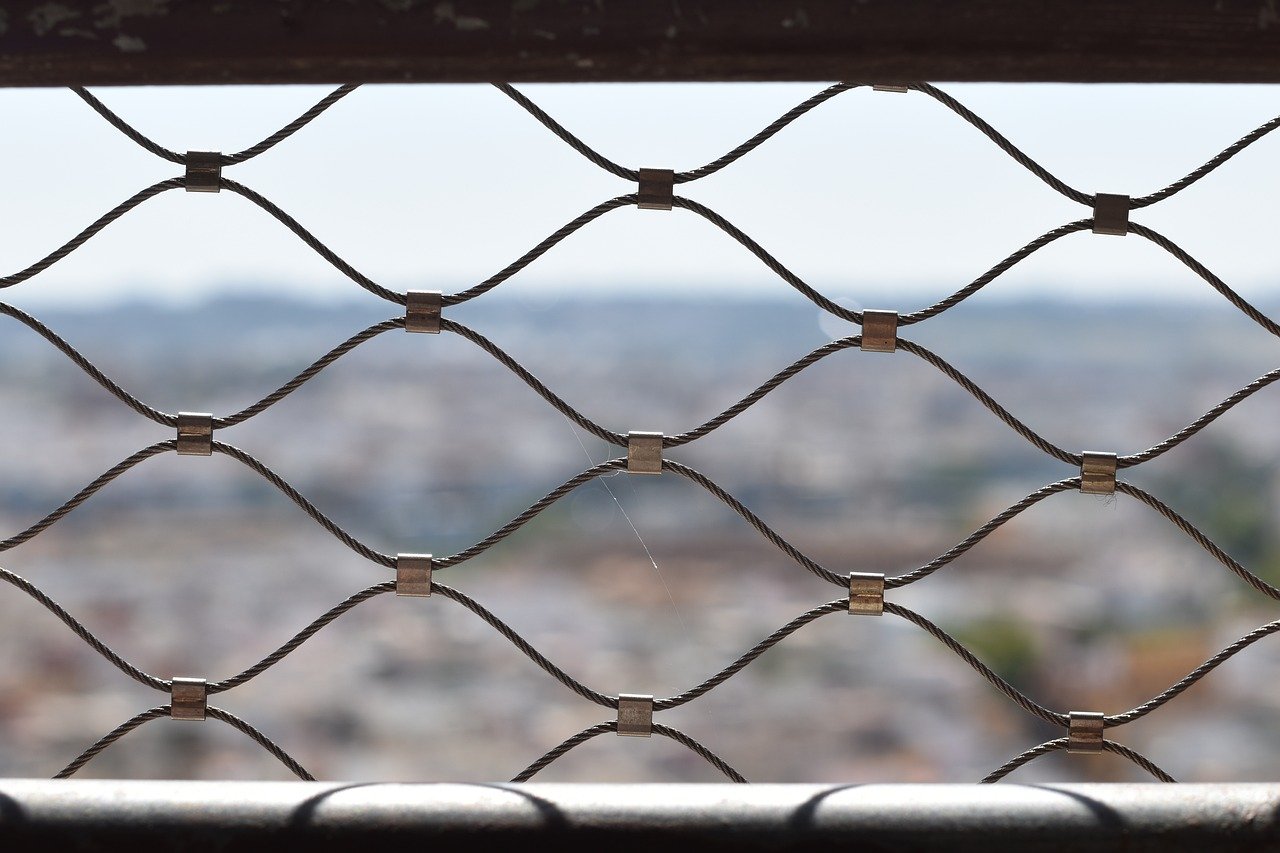 老人卡实名账号：荒野行动注册代理